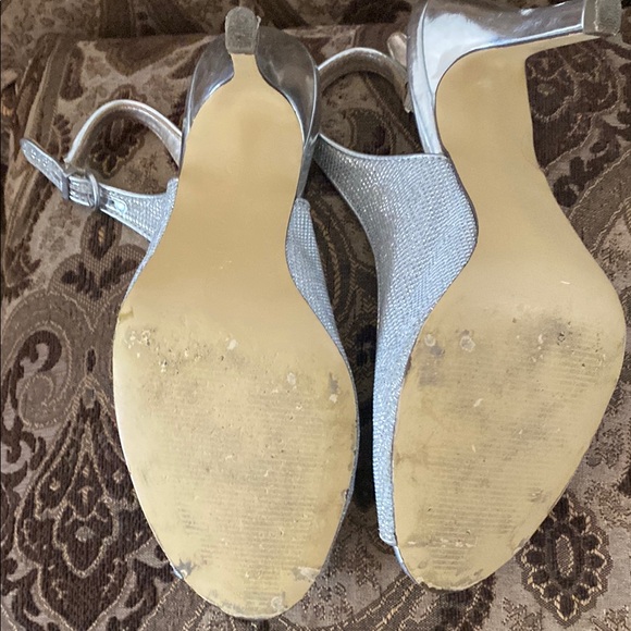 Silver Slingback Heels with Peep-Toe Design - Picture 3 of 4